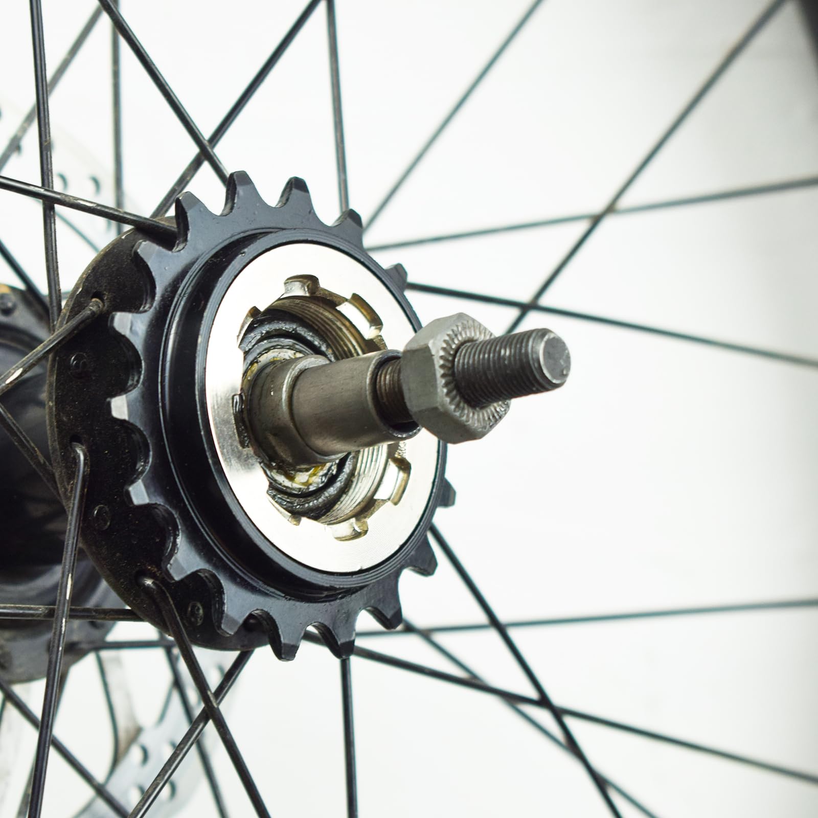 VG SPORTS Single Speed Bike Freewheel, Compatible with 1/2'' x 1/8'' Bicycle Freewheel Threaded Type Freehub Replacement Parts - Image 4